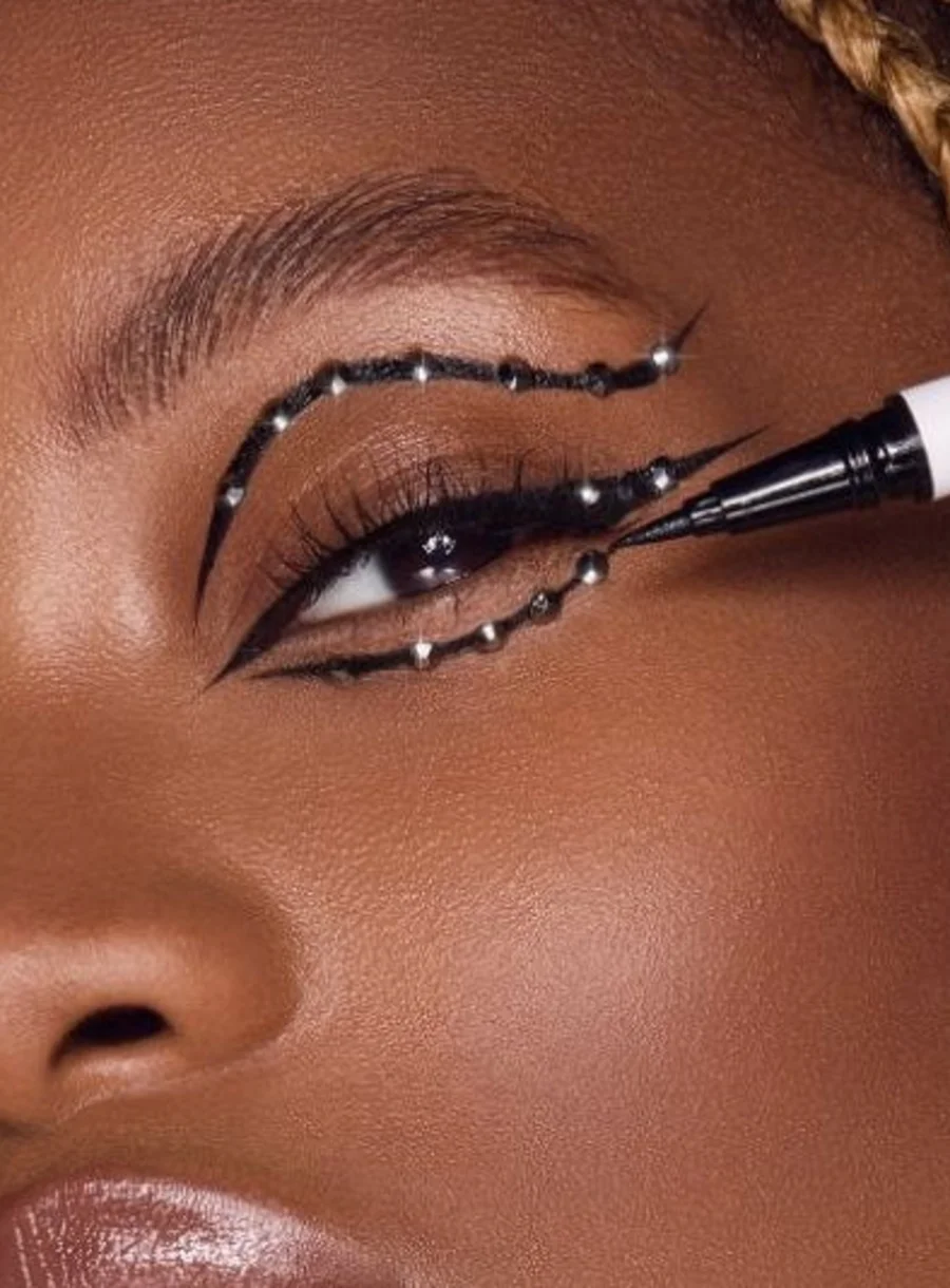 Bex Beauty Midnight Liquid Eyeliner – view 6