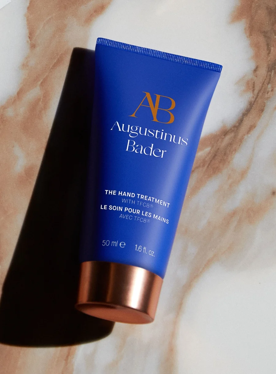 Augustinus Bader The Hand Treatment – in use