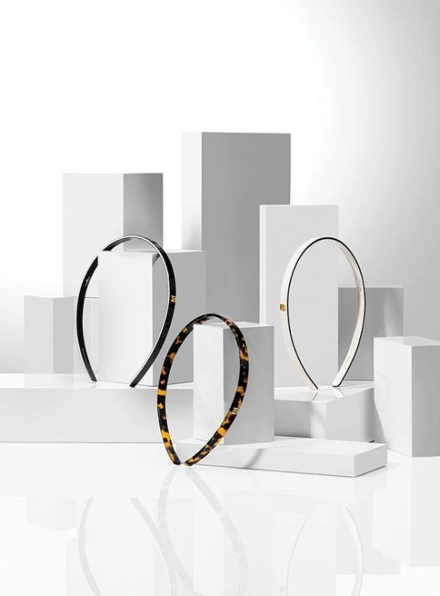 Balmain Hair Acetate Headband White/Black Small – in use