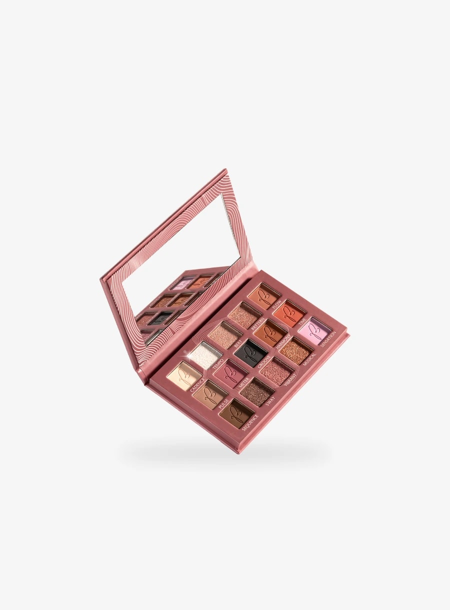 Bex Beauty Rhythm Eyeshadow Palette 15 shades compact