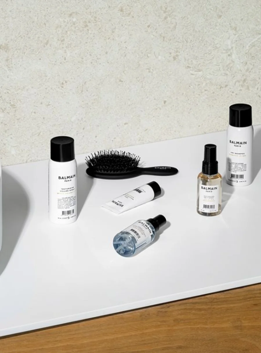 Balmain Hair Texturizing Volume Spray Travel Size – in use