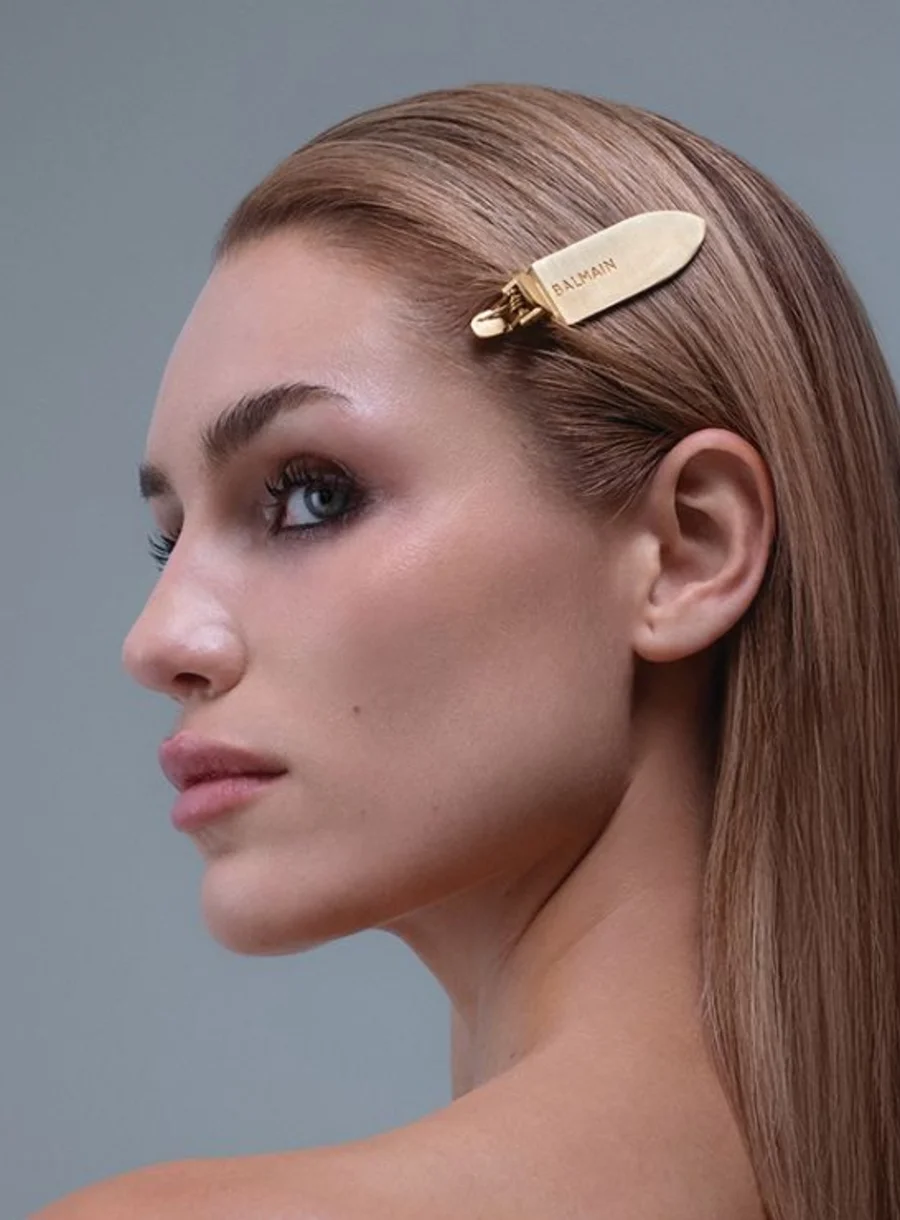 Balmain Hair Limited Edition Backstage Clip Gold – in use