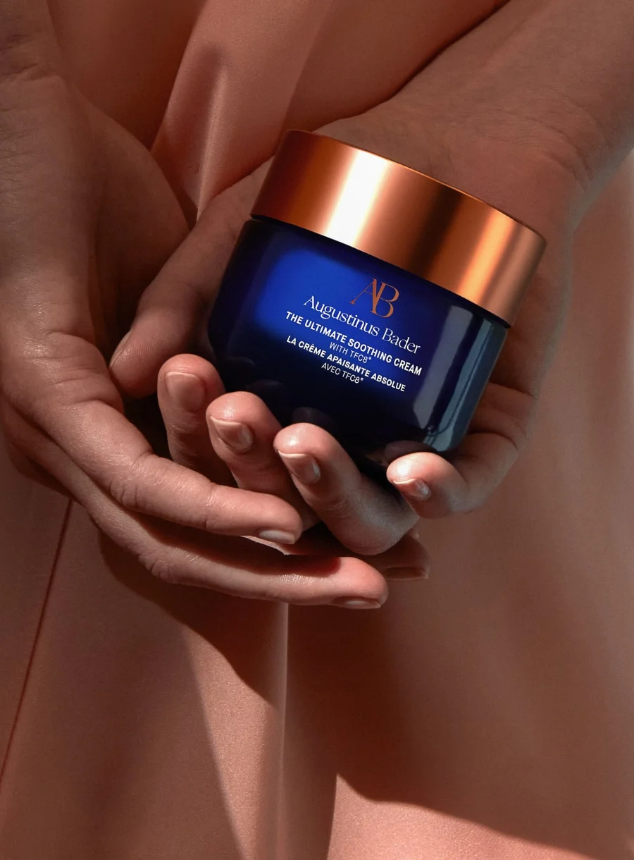 Augustinus Bader The Ultimate Soothing Cream – in use