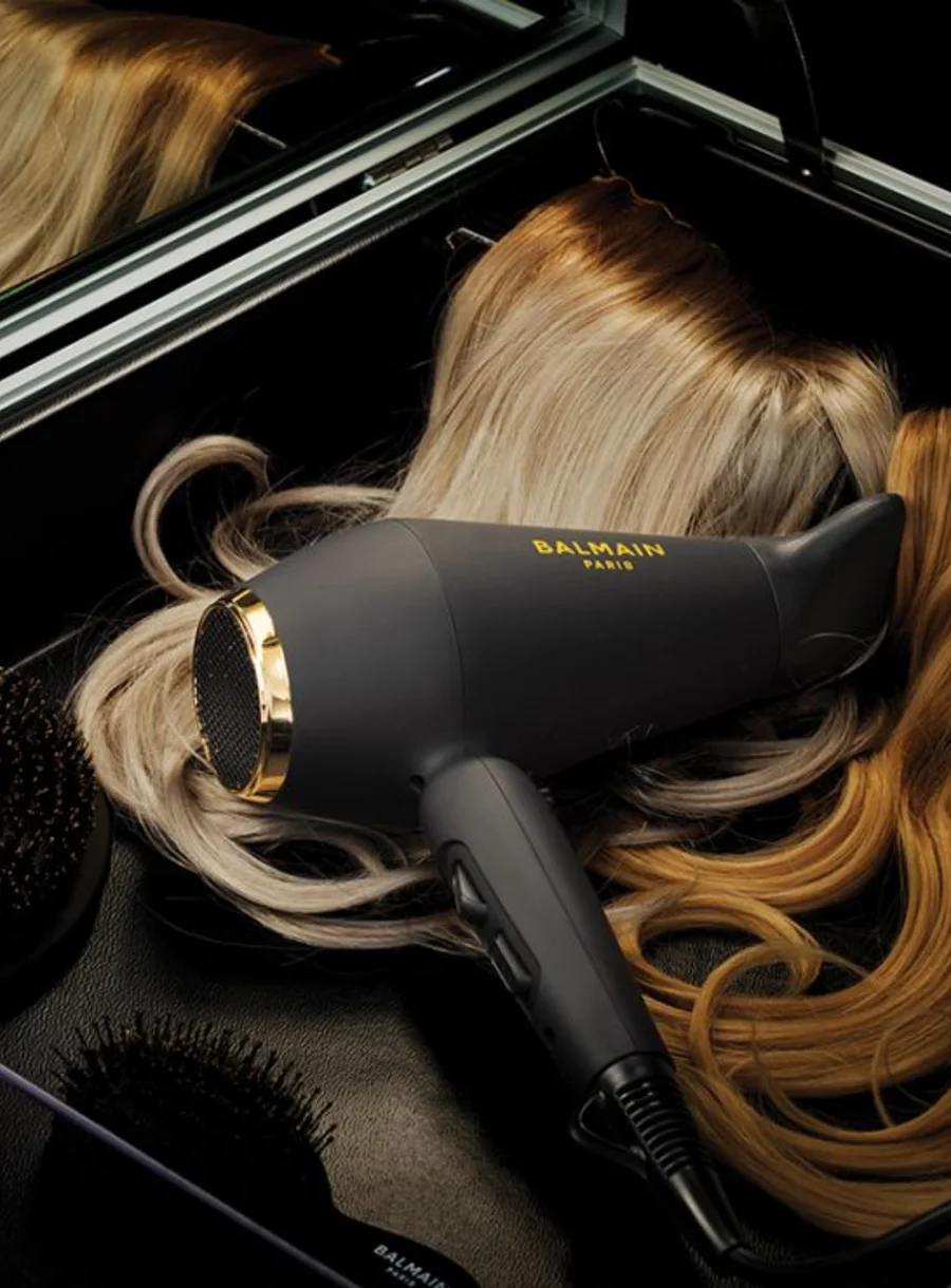 Balmain Hair Professional Blowdryer Black – in use