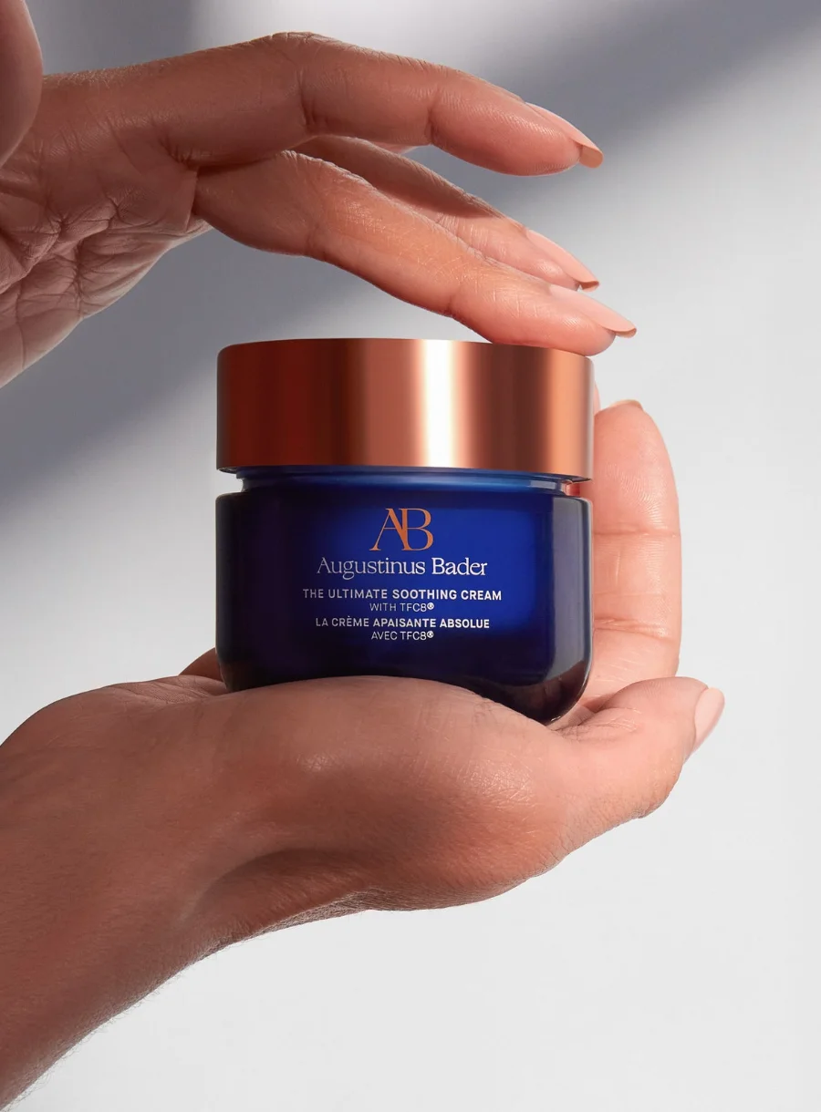 Augustinus Bader The Ultimate Soothing Cream – in use