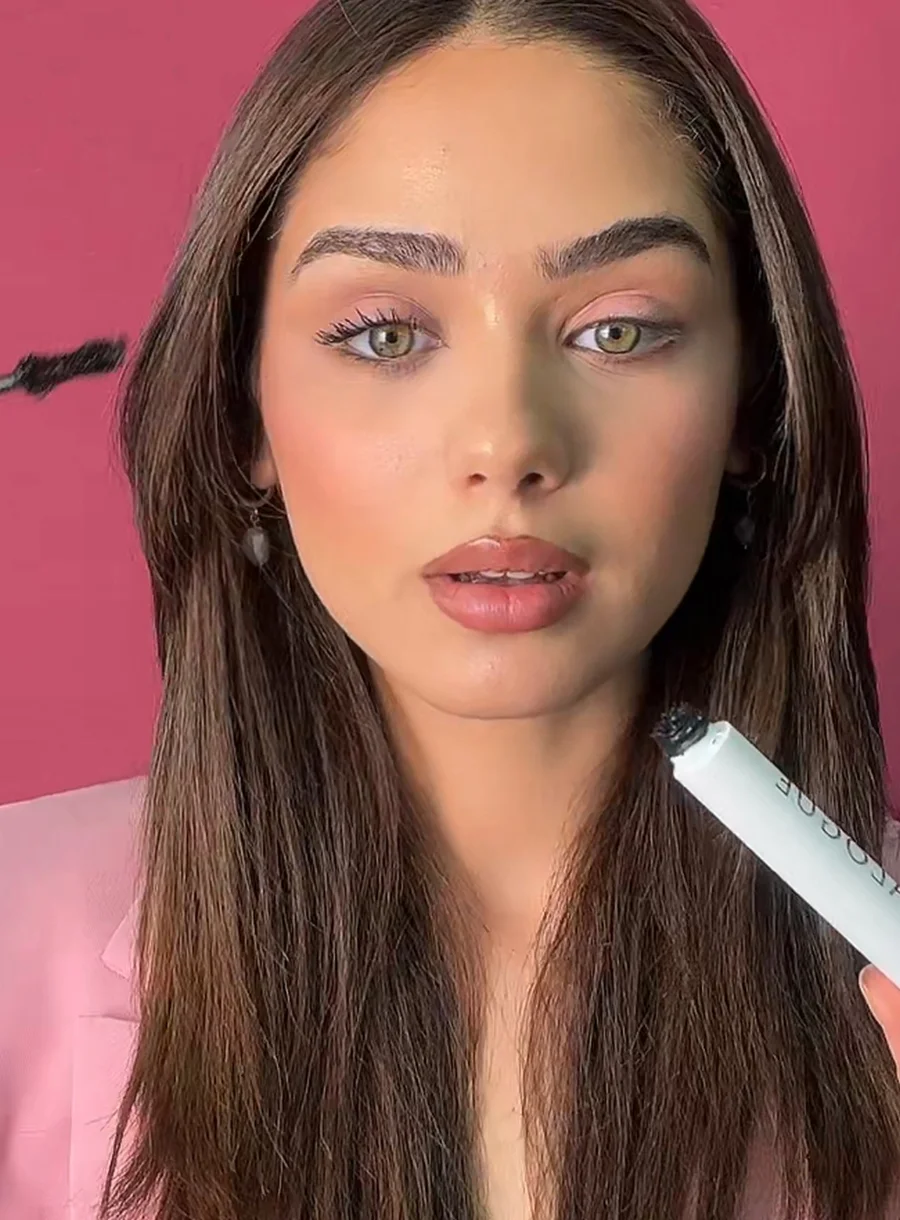 Bex Beauty Dialogue Volumizing Mascara – view 2